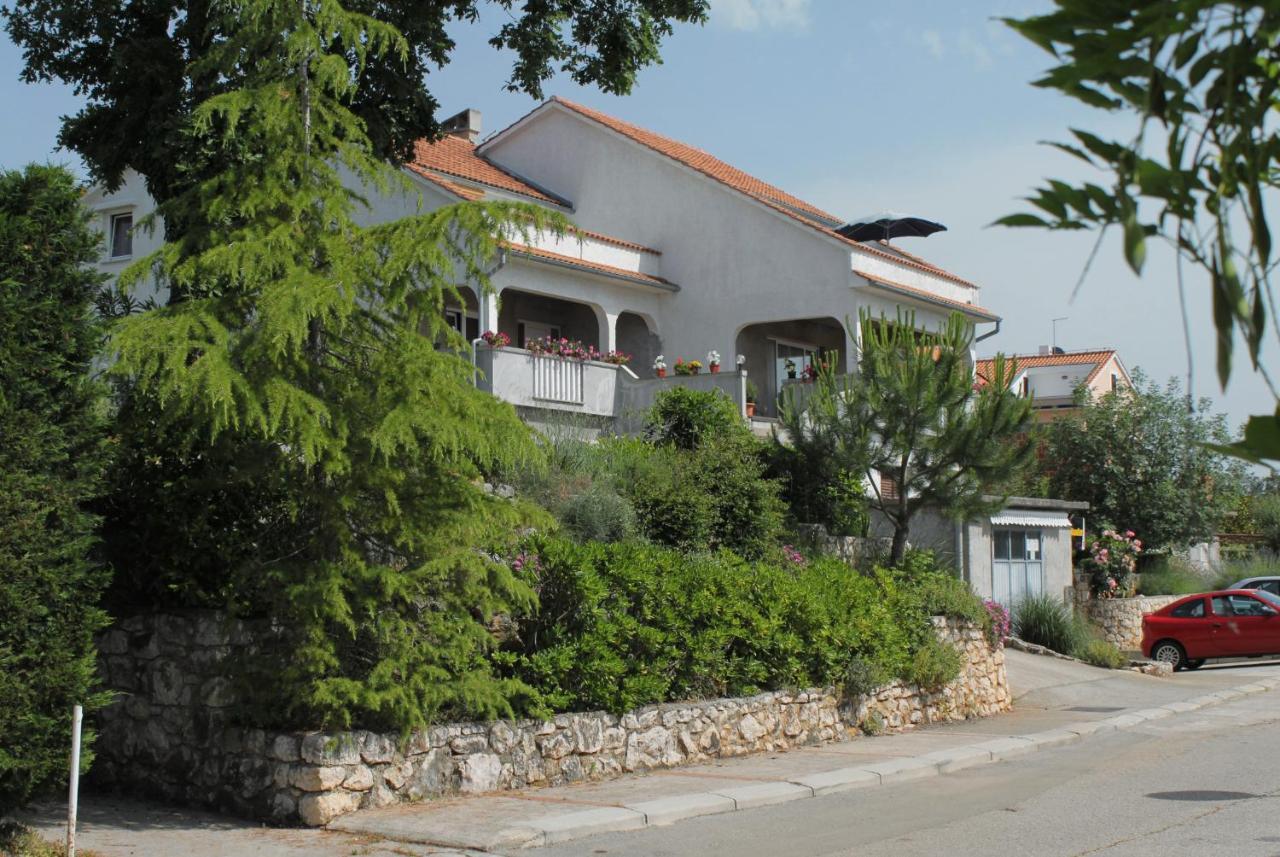 Apartments With A Parking Space Njivice, Krk - 5427 Exterior foto